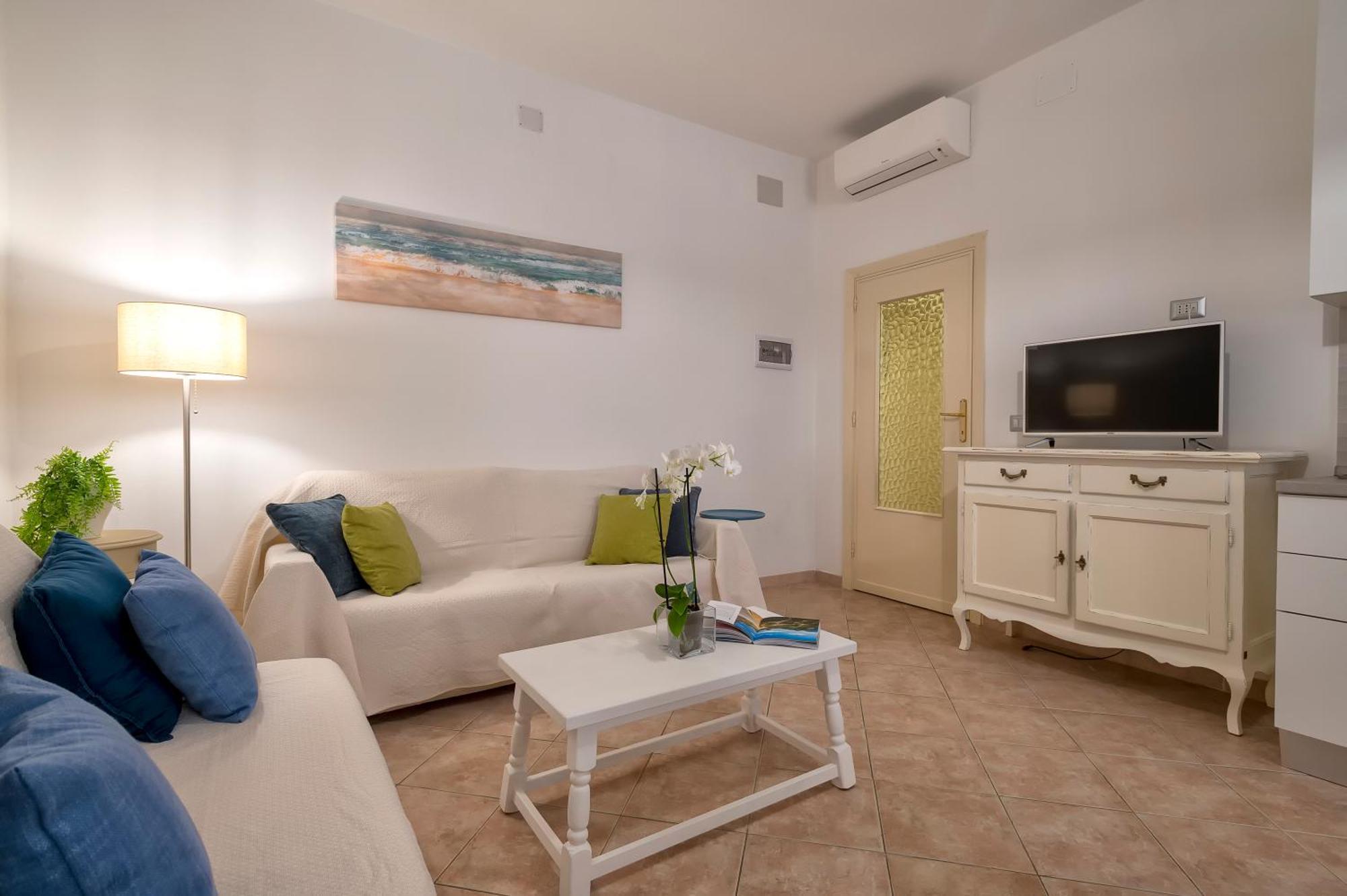 Casa Comoda A Due Passi Dal Lungomare Alghero Exterior photo